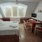 Abbazia Club Kek מלון 3*