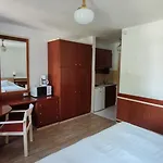 Abbazia Club Kek מלון 3*