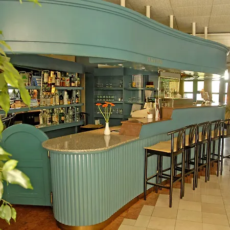 Abbázia Club Kék Hotel
